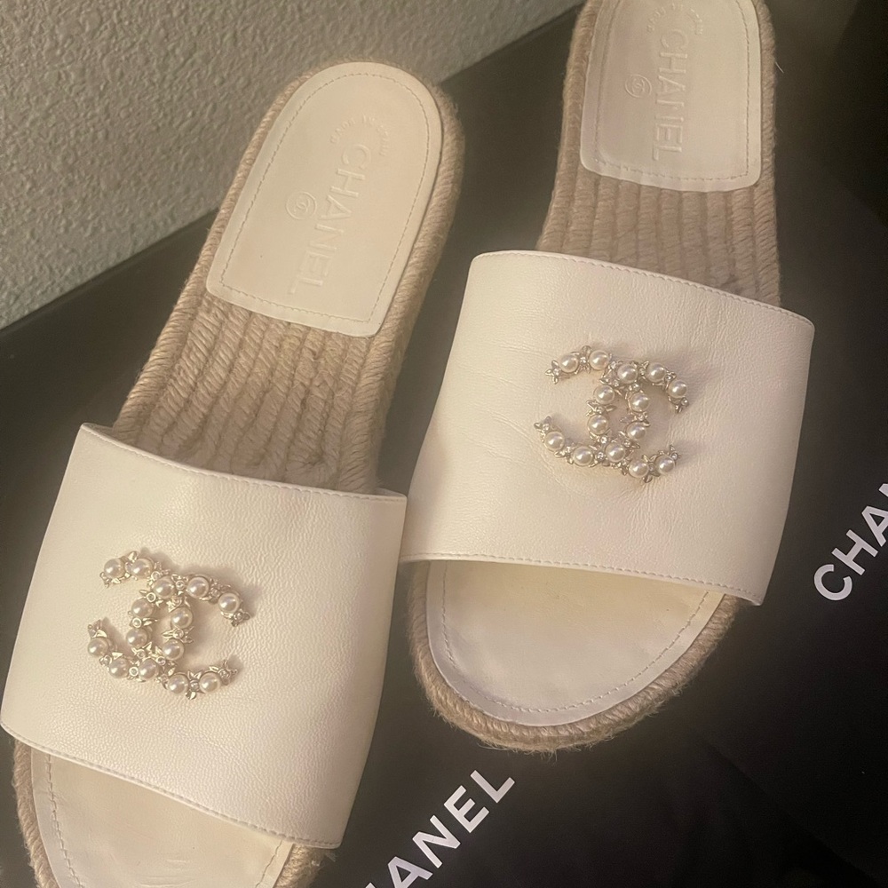 Chanel Dress up slippers